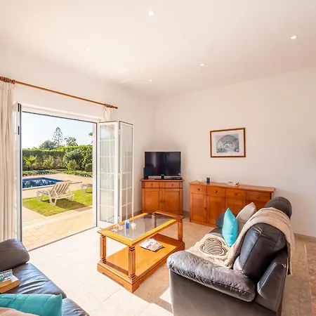 Villa For 9 People With Garden Carvoeiro (Lagoa)