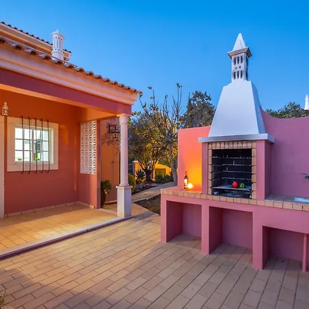 Villa For 9 People With Garden * Carvoeiro (Lagoa)